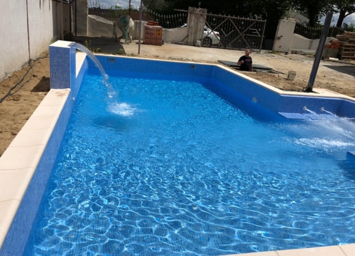 Rosa Piscinas Y Construcciones — Fotos 3